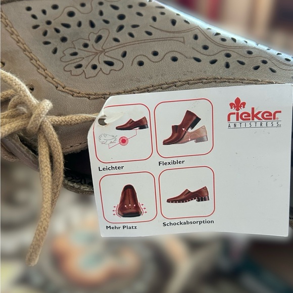 Rieker Women's Gray Perforated Low Heel Oxford NWT 8 8.5 39 - Picture 6 of 6